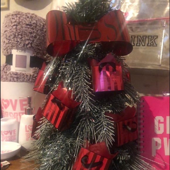 2019 Victory Secret Store Display Christmas Tree, - Picture 4 of 8